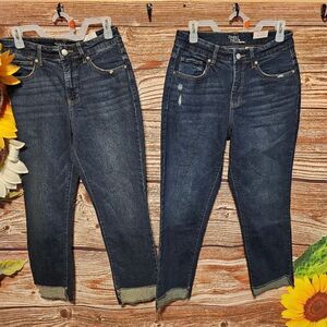 Time & Tru jeans Women's 8 recive both pair NWT